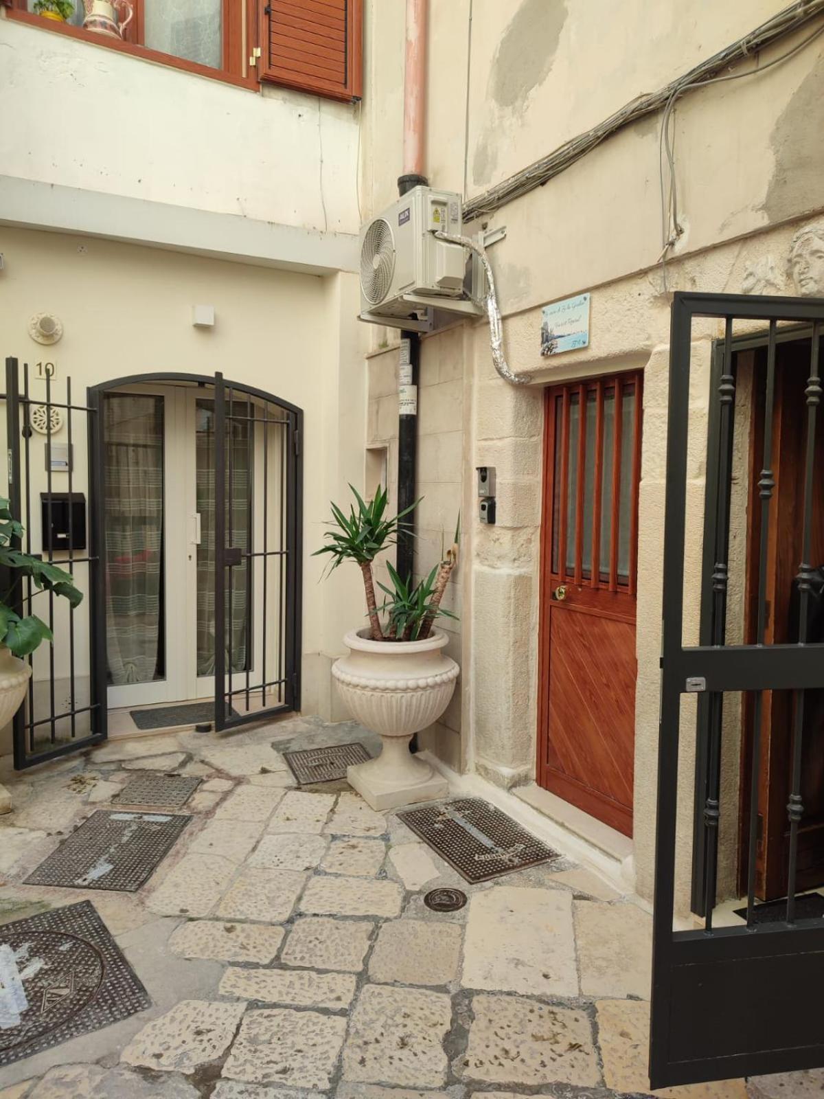 La Cas D Zii La Giulia Bari Exterior foto